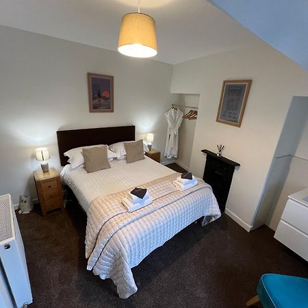 Dolly Waggon Guest House Keswick  Exteriör bild