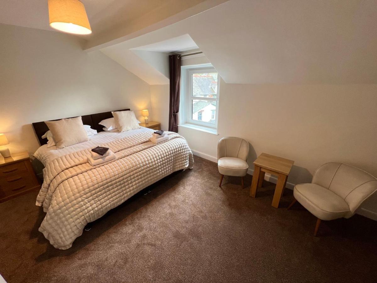 Dolly Waggon Guest House Keswick  Exteriör bild