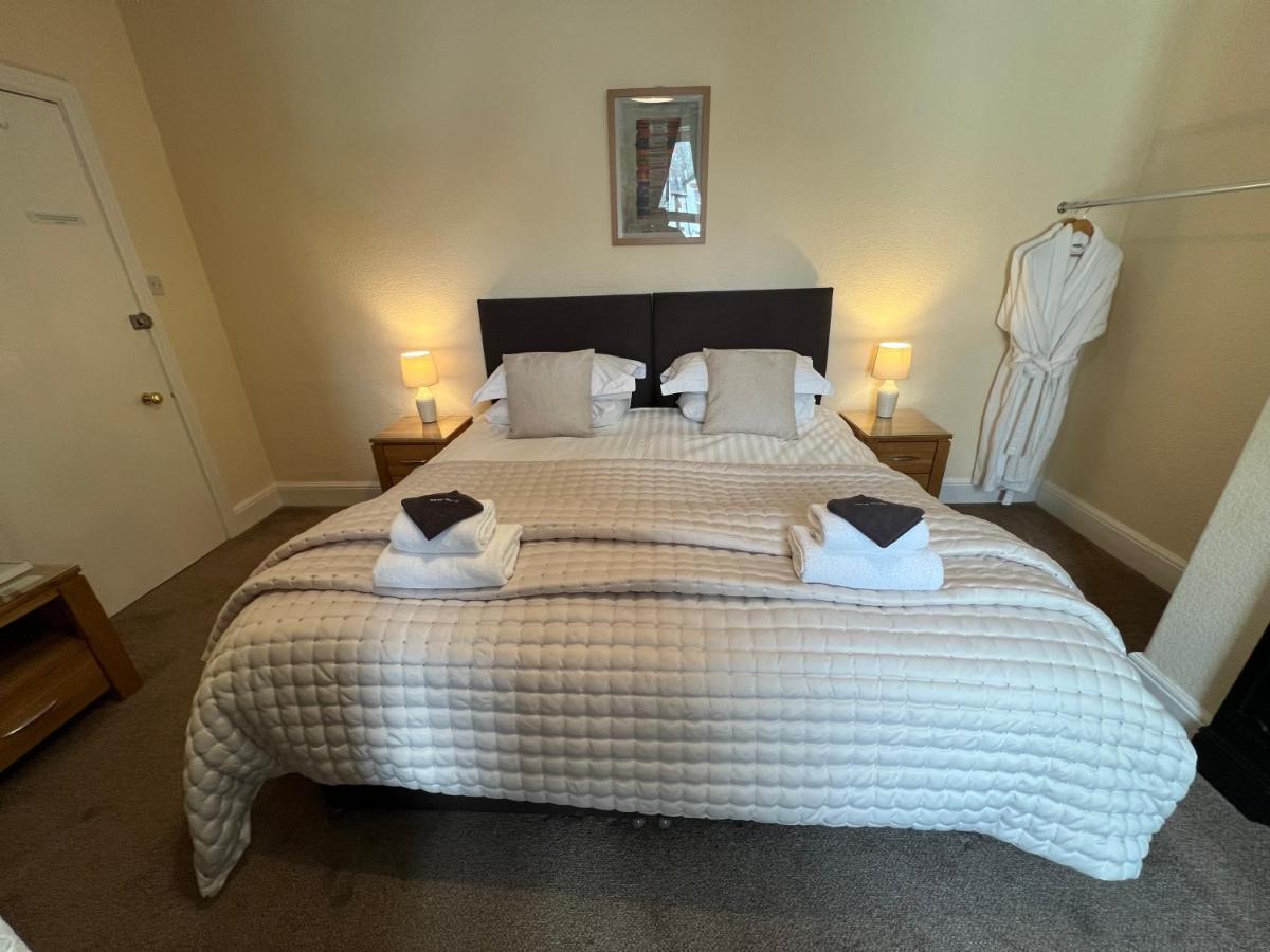 Dolly Waggon Guest House Keswick  Exteriör bild